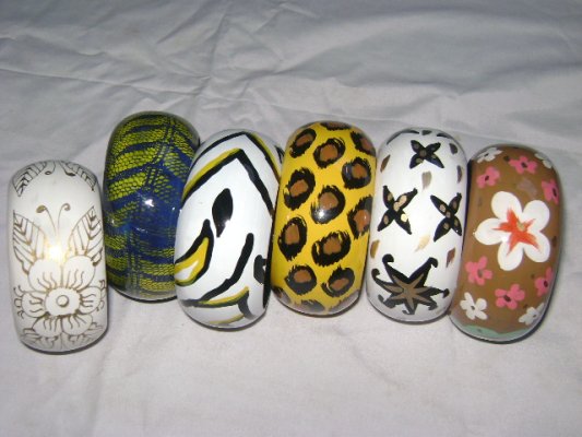 Handpainted Colorful Wooden Bangle Hind Handicrafts products