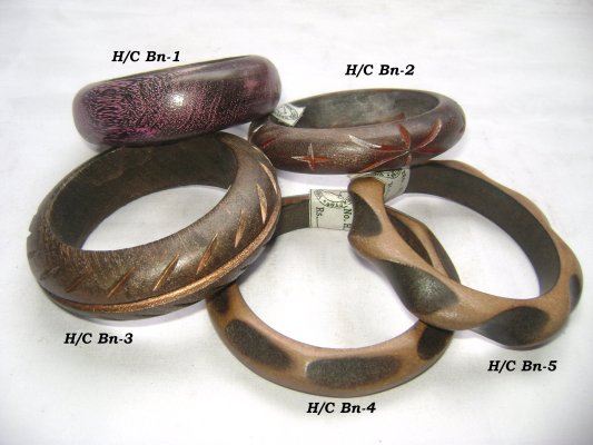 Hanndcrafted Antique Wooden Bangle Hind Handicrafts products