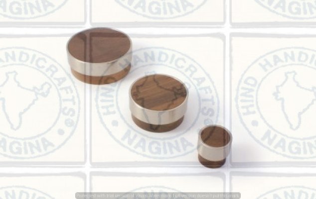Wooden Door Knob Hind Handicrafts products